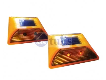 http://www.tulis.com.my/2801-3651-thickbox/solar-powered-road-stud.jpg