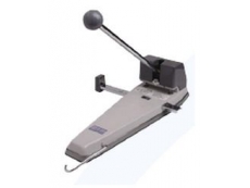 Ito 2 Hole Puncher (Japan) 9500G