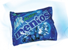 MENTOS Pillow Pack (Air Action/ Extra Mint) Pack 330's 16.90